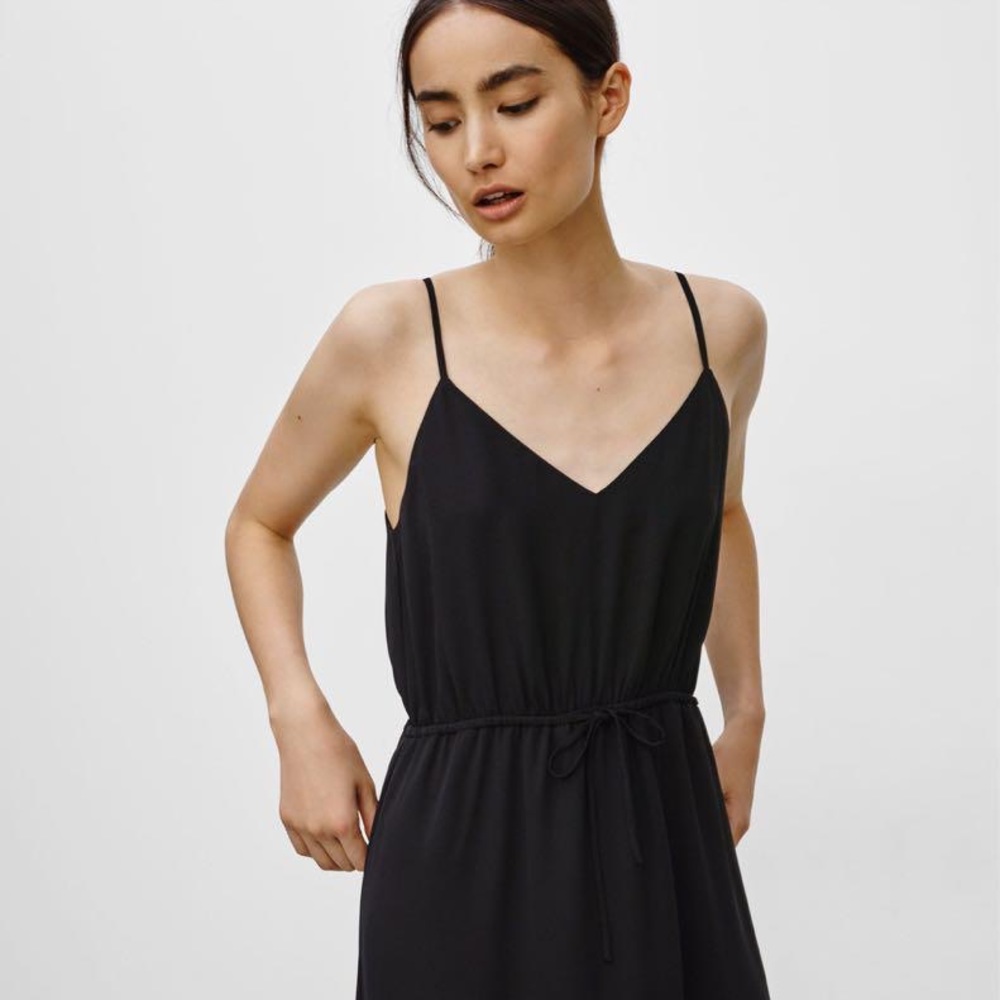 Aritzia Babaton Casimir Dress size XXS Burgundy